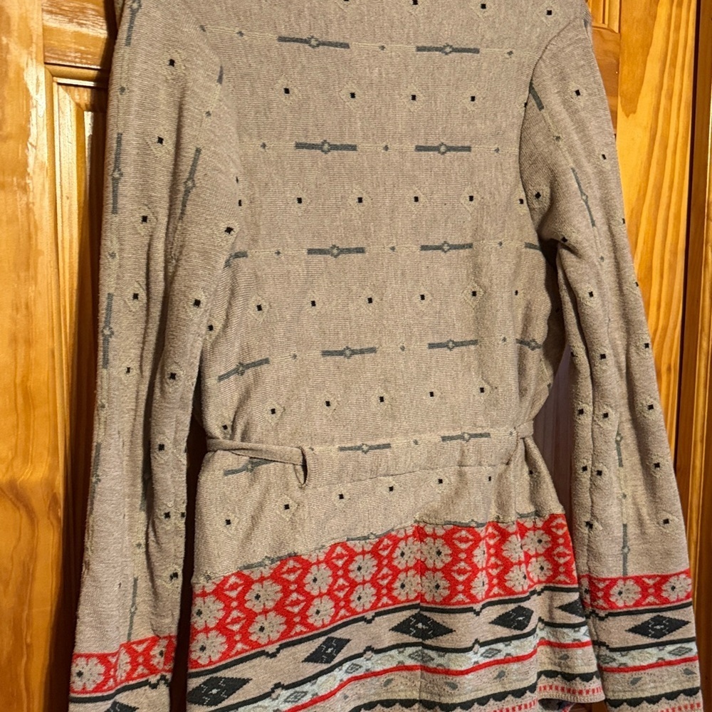 Freeway Tan and Red Patterned Cardigan - Picture 8 of 11